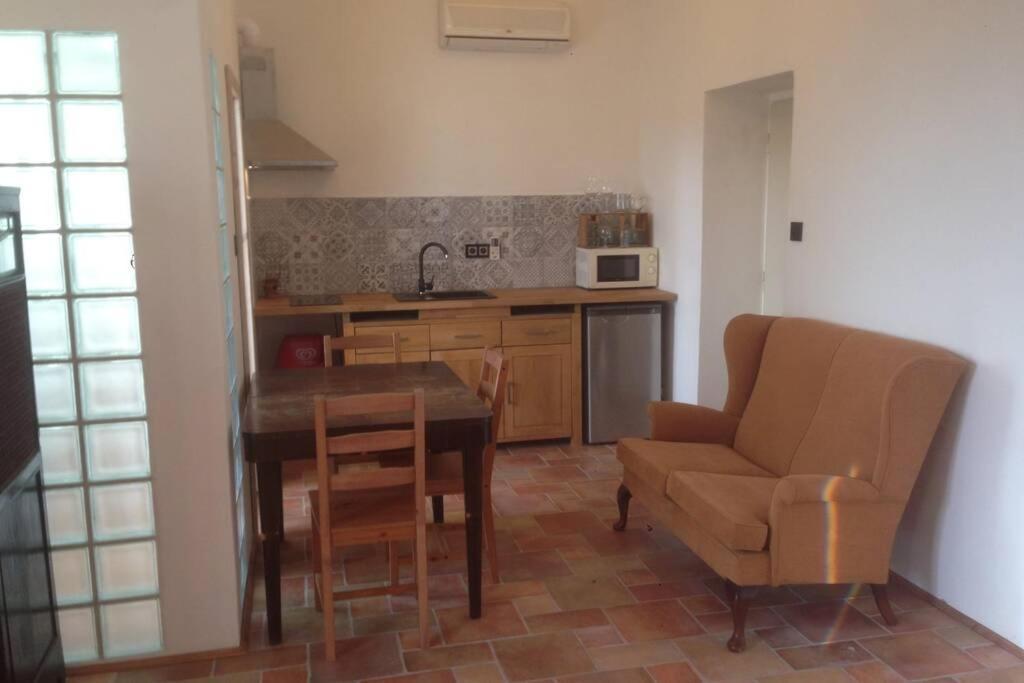 Apartment Pod Parkany With View *